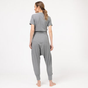 CHRONOS Damen Pluderhose GRAU BACK VIEW FULL BODY